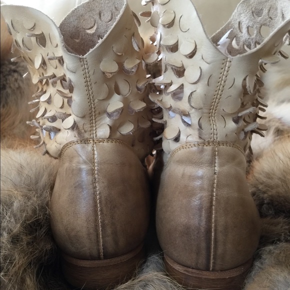 📌📌📌SOLD📌📌📌 ITALIAN SLOUCHED BOOTIES - Picture 5 of 7